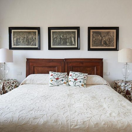 Palazzo Contarini Della Porta Di Ferro Aparthotel Venesia Bagian luar foto