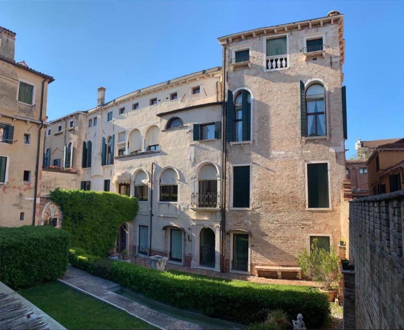 Palazzo Contarini Della Porta Di Ferro Aparthotel Venesia Bagian luar foto