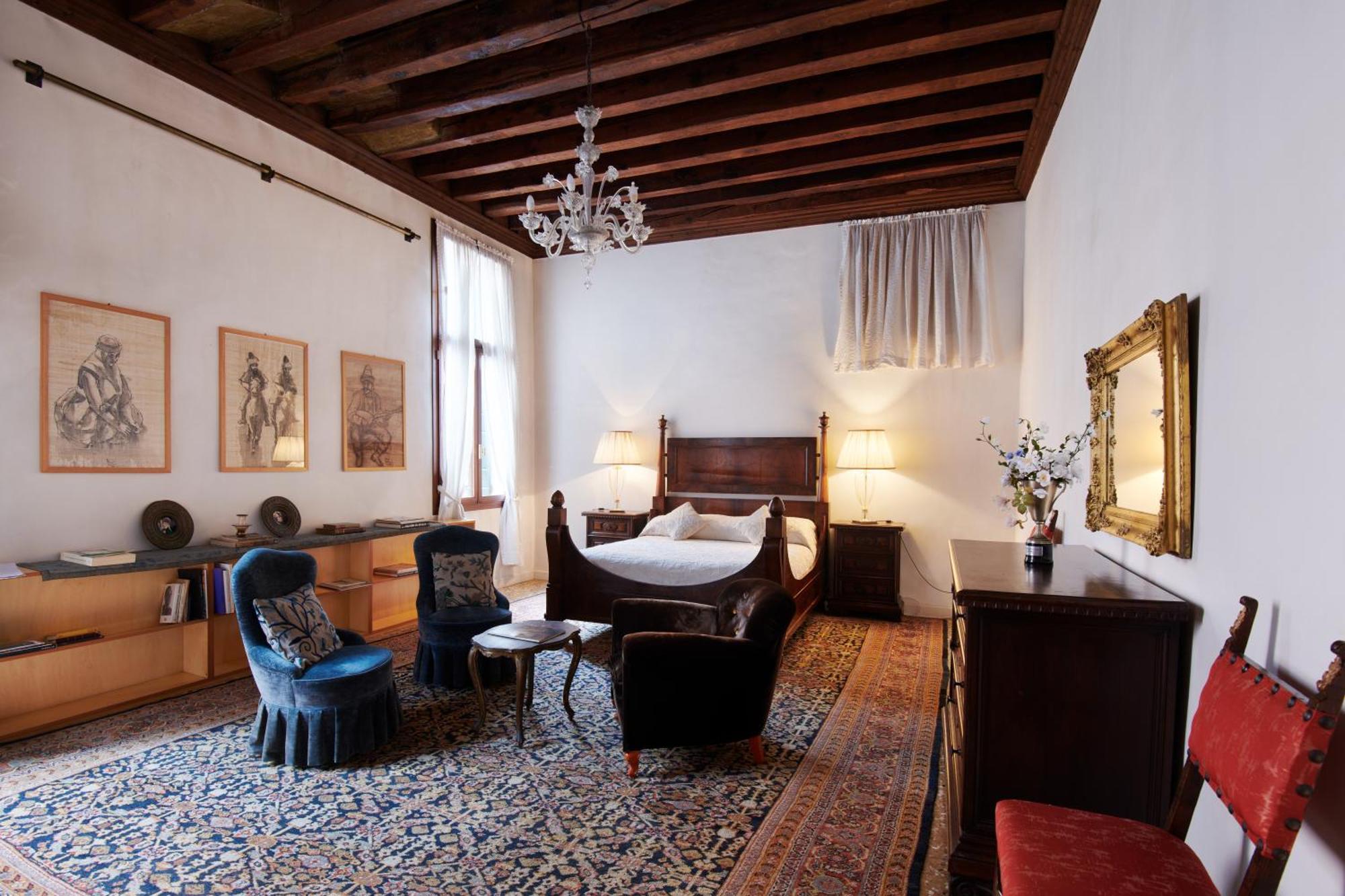 Palazzo Contarini Della Porta Di Ferro Aparthotel Venesia Bagian luar foto
