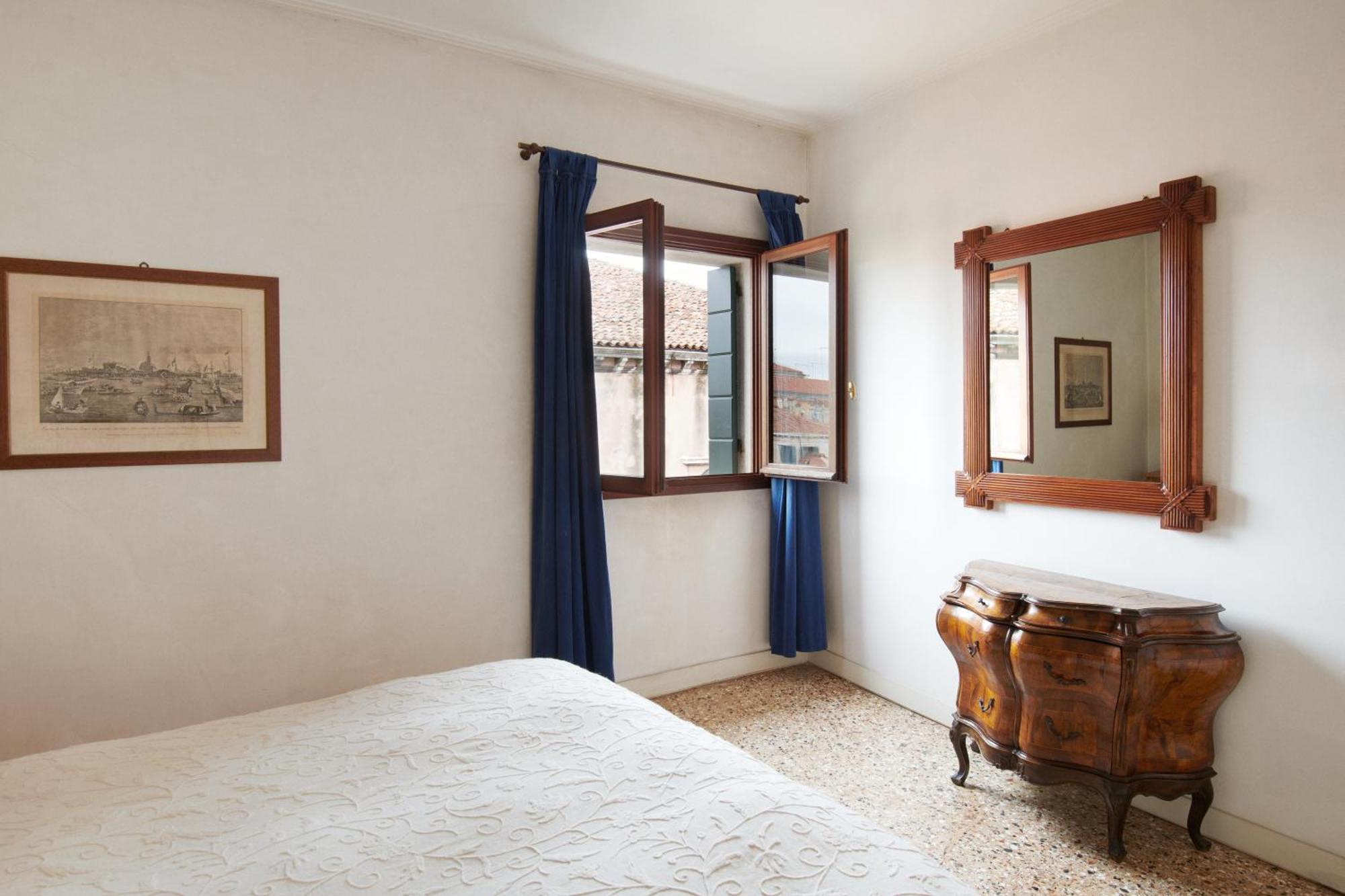 Palazzo Contarini Della Porta Di Ferro Aparthotel Venesia Bagian luar foto
