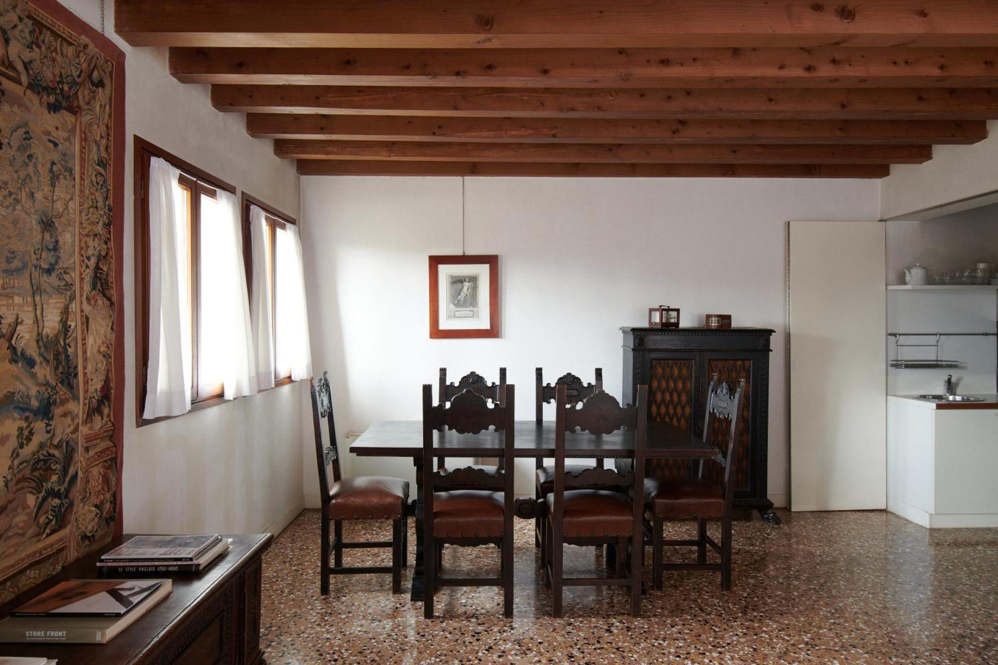 Palazzo Contarini Della Porta Di Ferro Aparthotel Venesia Bagian luar foto