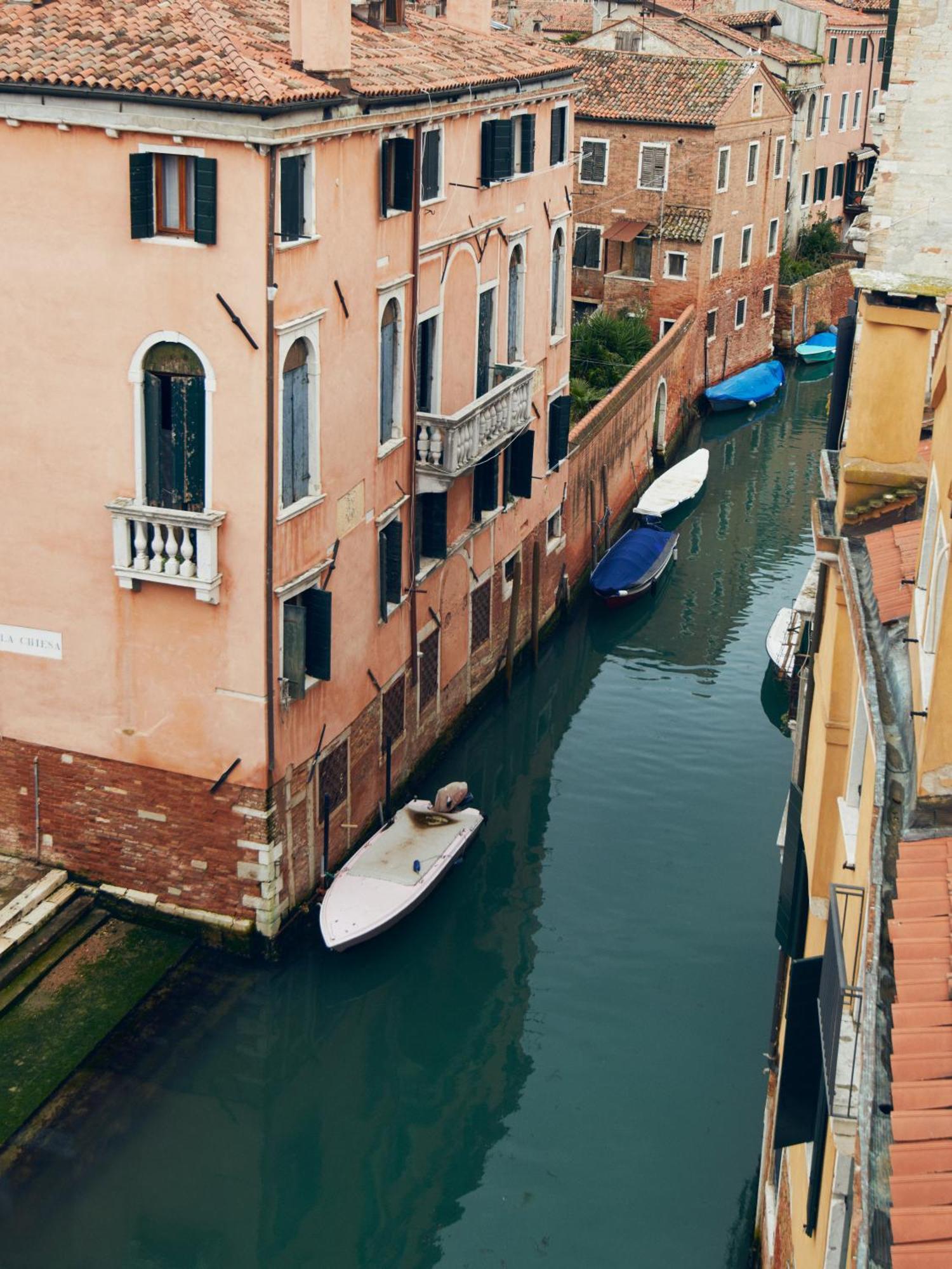 Palazzo Contarini Della Porta Di Ferro Aparthotel Venesia Bagian luar foto